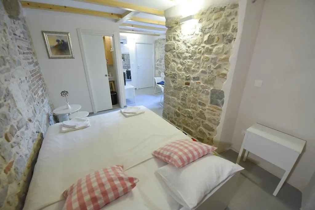 Pylon Rooms Split 4*,  Croatia