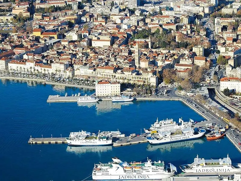 Pylon Rooms Split 4*,  Croatia